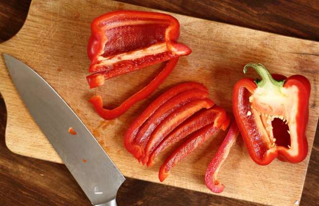 Image of red peppers.